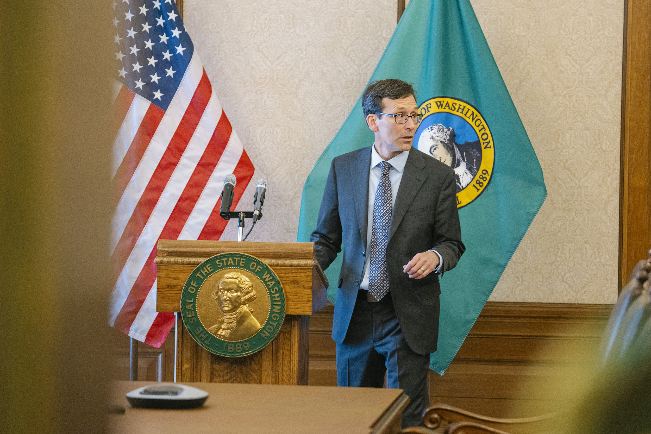 Ferguson vs. Everyone: How WA's new governor surprised Republicans