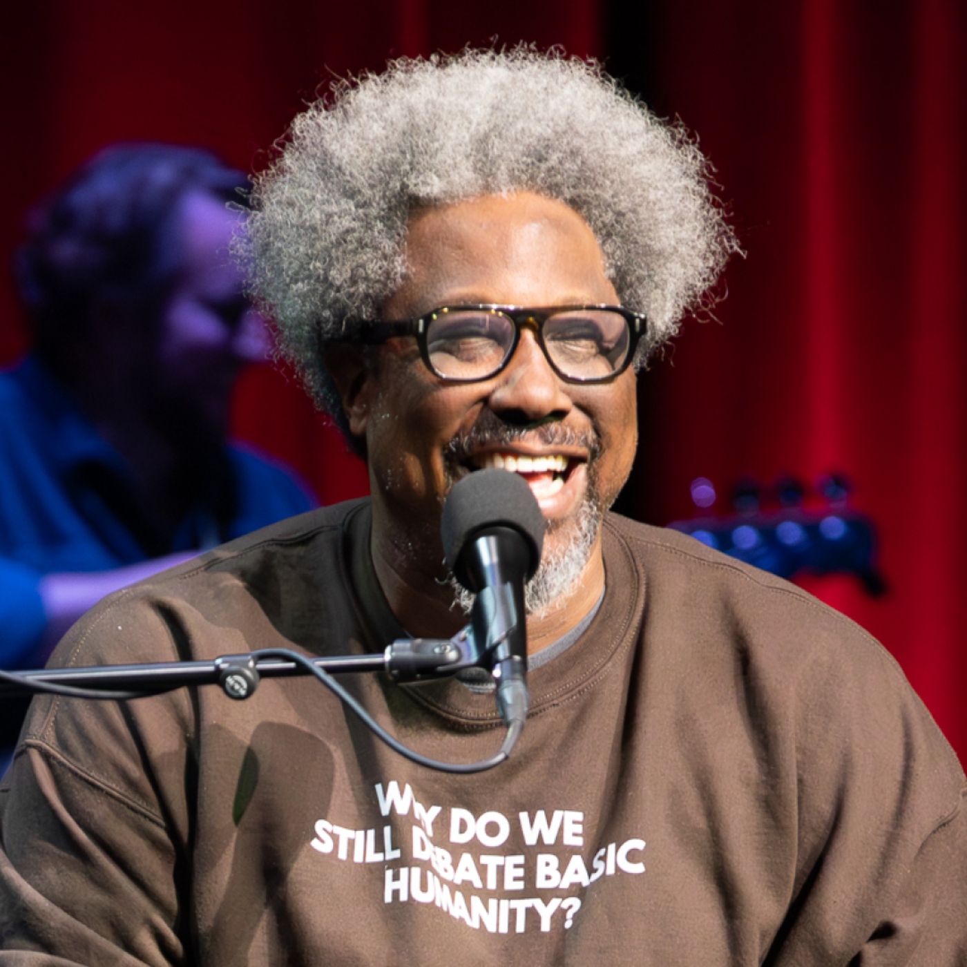 W. Kamau Bell, Rick Steves, and Edna Vázquez