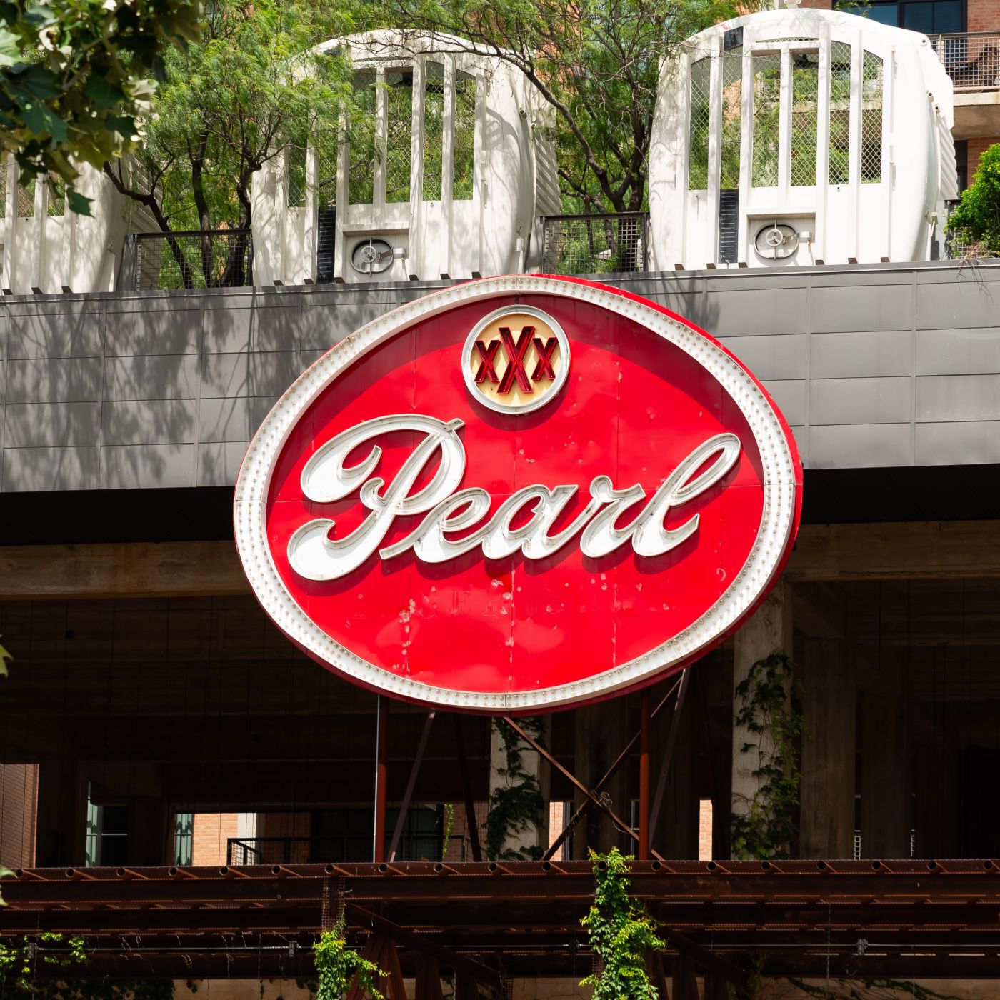 S6:E7 The Portfolio Behind Pearl: Funding a 100-Year Vision episode artwork
