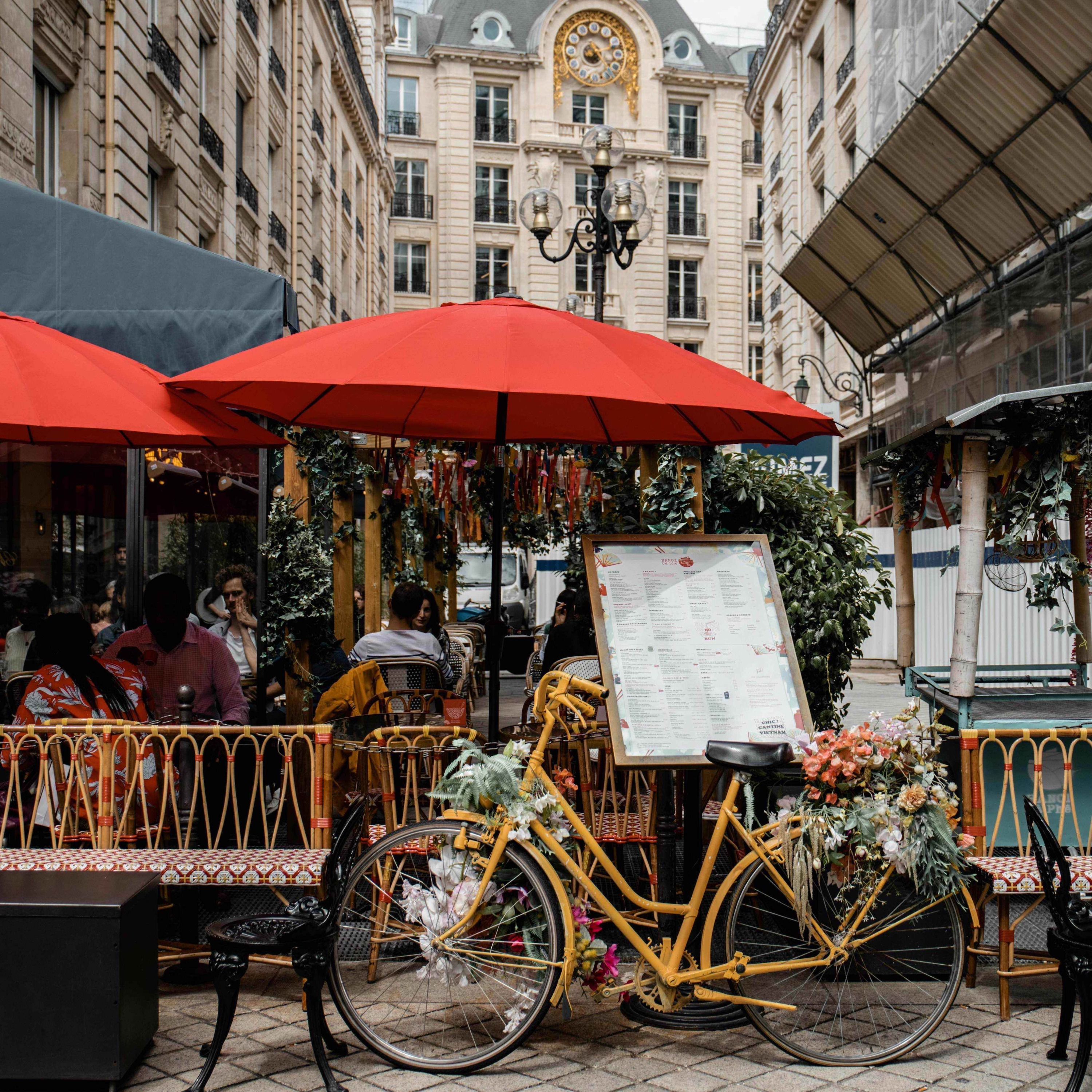 Vive La France! Jacques Pépin, Parisian Cakes and Bourguignon Burgers - podcast episode cover